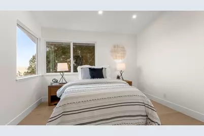 15499 Bohlman Rd, Saratoga, CA 95070 - Photo 14