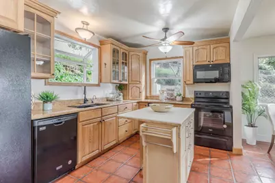 15738 Highland Dr, San Jose, CA 95127 - Photo 20