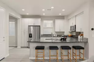 639 Montage Cir, East Palo Alto, CA 94303 - Photo 10