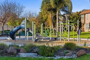 639 Montage Cir, East Palo Alto, CA 94303 - Photo 26