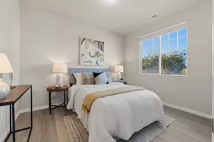 639 Montage Cir, East Palo Alto, CA 94303 - Photo 18