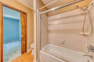 140 Gibson Dr 12, Hollister, CA 95023 - Photo 22
