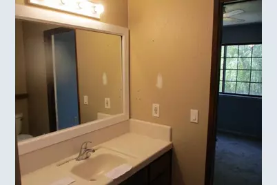 140 Gibson Dr 12, Hollister, CA 95023 - Photo 18