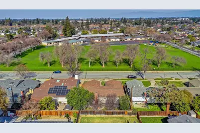 4628 Strawberry Park Dr, San Jose, CA 95129 - Photo 54