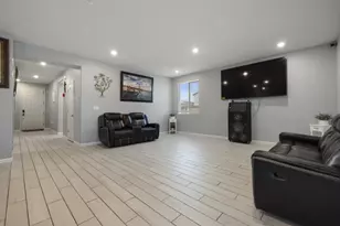 2075 Martin St, Los Banos, CA 93635 - Photo 14