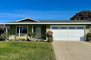 755 Pino Way, Salinas, CA 93905 - Photo 2