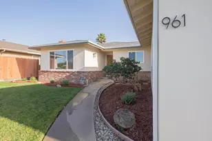 961 Loyola Dr, Salinas, CA 93901 - Photo 2