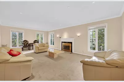 746 Jacaranda Cir, Hillsborough, CA 94010 - Photo 10