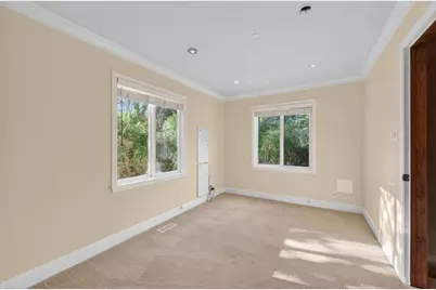 746 Jacaranda Cir, Hillsborough, CA 94010 - Photo 28