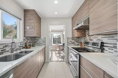 950 Boranda Ave 12, Mountain View, CA 94040 - Photo 10