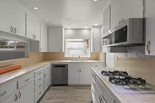 1687 Dalehurst Ave, Los Altos, CA 94024 - Photo 8