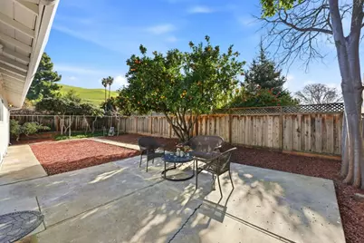 2202 Yosemite Dr, Milpitas, CA 95035 - Photo 24