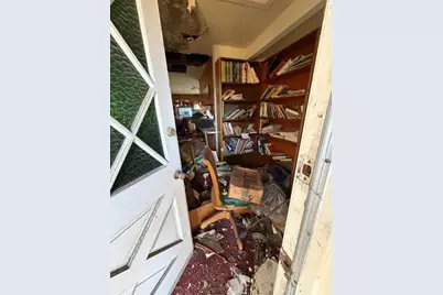 6070 Skyline Dr, El Sobrante, CA 94803 - Photo 6