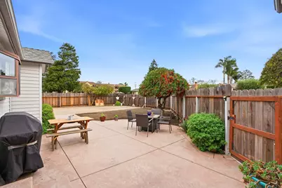 333 Hawthorne St, Salinas, CA 93901 - Photo 20