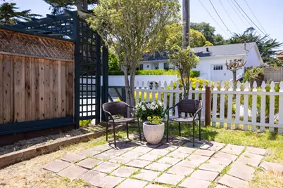 851 Laurel Ave, Pacific Grove, CA 93950 - Photo 38