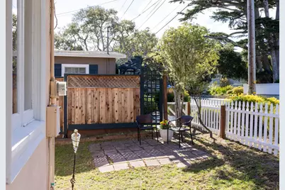 851 Laurel Ave, Pacific Grove, CA 93950 - Photo 26