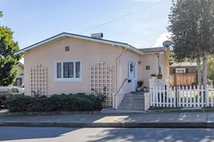 851 Laurel Ave, Pacific Grove, CA 93950 - Photo 2