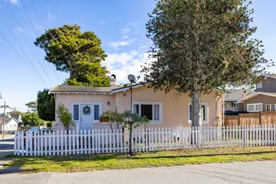 851 Laurel Ave, Pacific Grove, CA 93950 - Photo 2