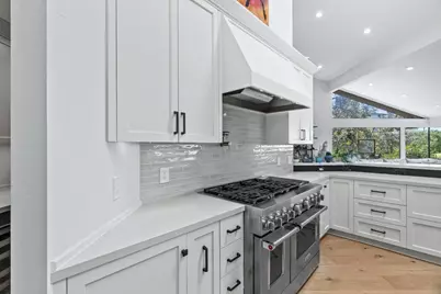 21 Kite Hill Rd, Santa Cruz, CA 95060 - Photo 18