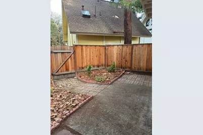 2534 W Middlefield Rd, Mountain View, CA 94043 - Photo 8