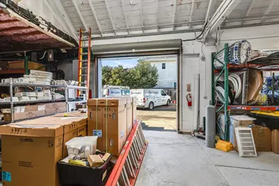 247 E Saint John St, San Jose, CA 95112 - Photo 14