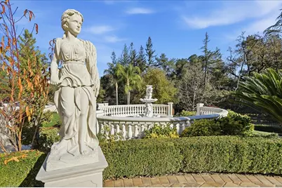 18911 Decatur Rd, Los Gatos, CA 95030 - Photo 14