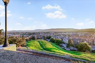 218 William Manly St 2, San Jose, CA 95136 - Photo 46