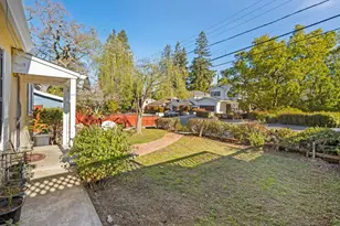 2066 Sterling Ave, Menlo Park, CA 94025 - Photo 6