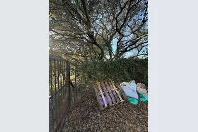 6078 Skyline Dr, El Sobrante, CA 94803 - Photo 2