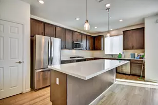 2160 Fuchsia Dr, Hollister, CA 95023 - Photo 8