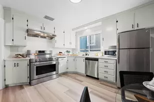 807 Brooklyn Ave, Oakland, CA 94606 - Photo 16