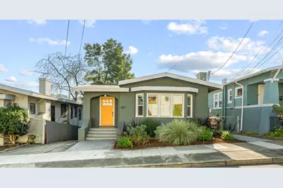 807 Brooklyn Ave, Oakland, CA 94606 - Photo 2
