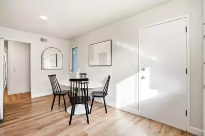 882 San Rafael Ave, Mountain View, CA 94043 - Photo 18