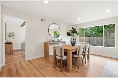 882 San Rafael Ave, Mountain View, CA 94043 - Photo 10