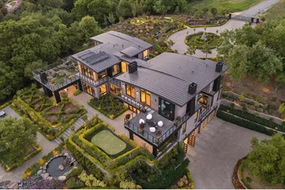 20078 Goetting Ct, Saratoga, CA 95070 - Photo 2