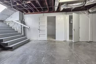 305 E Empire St, San Jose, CA 95112 - Photo 40