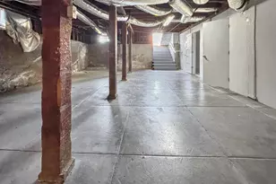 305 E Empire St, San Jose, CA 95112 - Photo 48