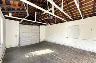 305 E Empire St, San Jose, CA 95112 - Photo 52