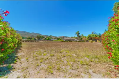 22125 Ranchito Dr, Salinas, CA 93908 - Photo 56