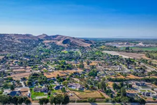 22125 Ranchito Dr, Salinas, CA 93908 - Photo 10