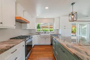 22125 Ranchito Dr, Salinas, CA 93908 - Photo 24