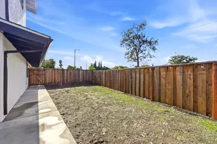 1201 Prescott Ave, Sunnyvale, CA 94089 - Photo 32