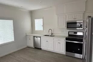 440 Moffet Blvd 86, Mountain View, CA 94043 - Photo 2