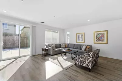 958 Shearwater Rd, Lathrop, CA 95330 - Photo 4