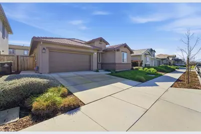 958 Shearwater Rd, Lathrop, CA 95330 - Photo 2