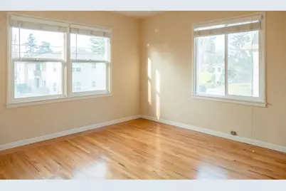 925 Oak Ln, Menlo Park, CA 94025 - Photo 40