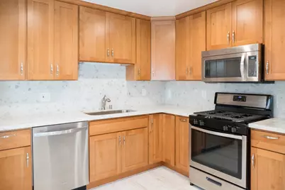 925 Oak Ln, Menlo Park, CA 94025 - Photo 24