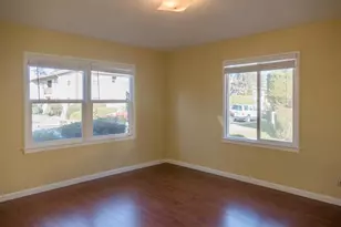 925 Oak Ln, Menlo Park, CA 94025 - Photo 8