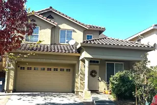 718 Roble St, Watsonville, CA 95076 - Photo 2