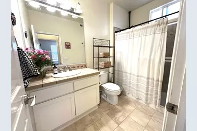 718 Roble St, Watsonville, CA 95076 - Photo 12